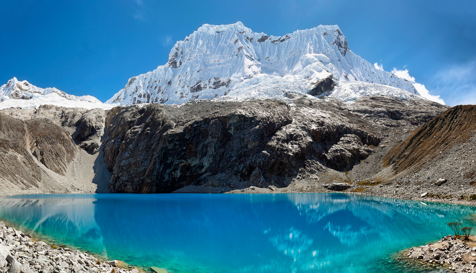 Hike Laguna 69