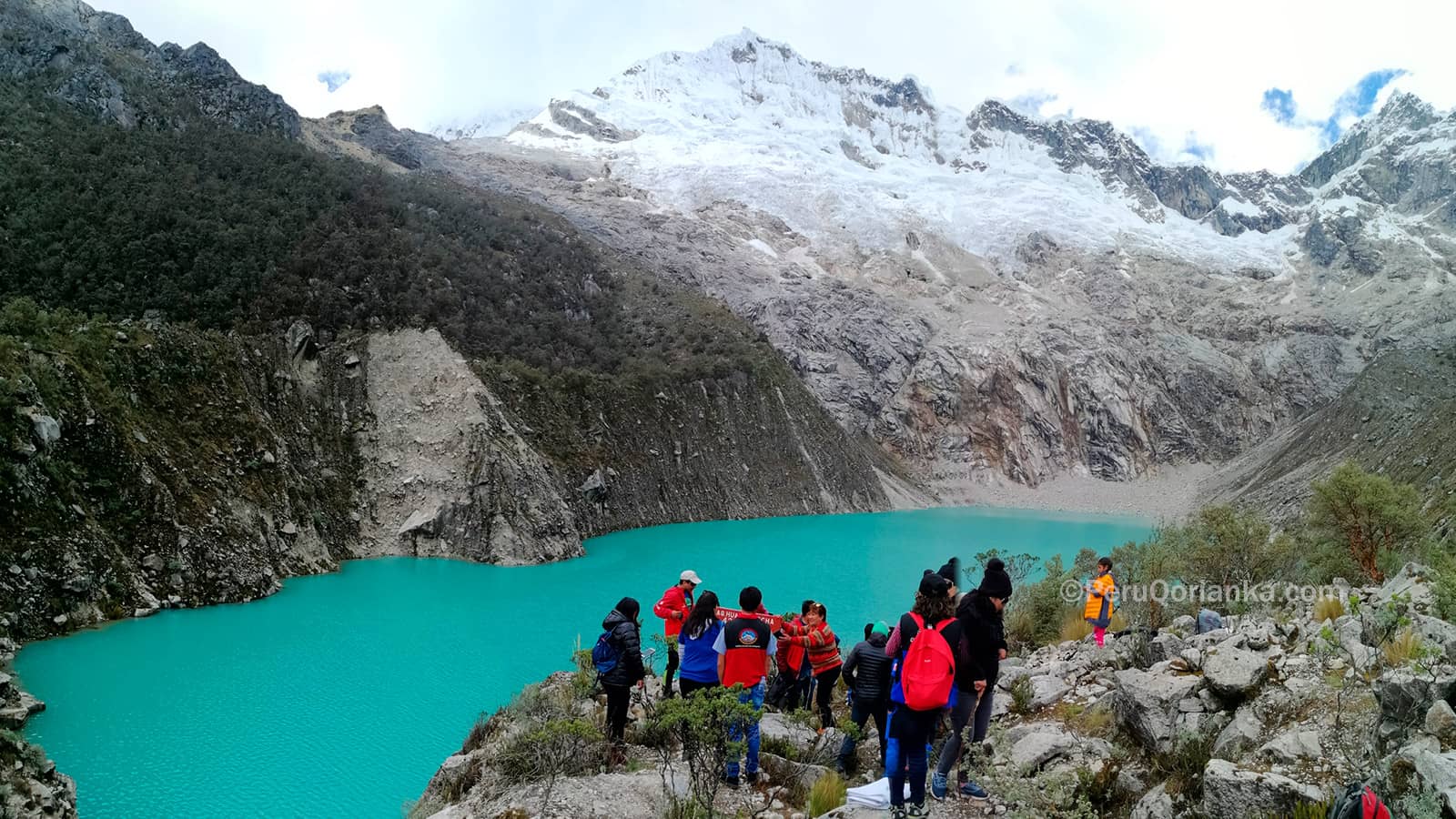 Hike Hualcacocha