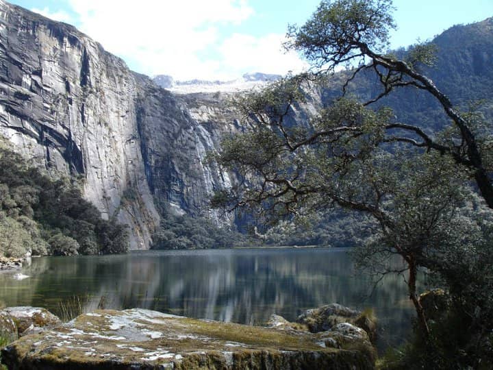 Olleros Carhuascancha Trek